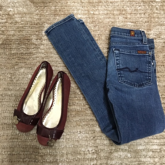 Juicy Couture burgundy suede flats - Picture 1 of 6